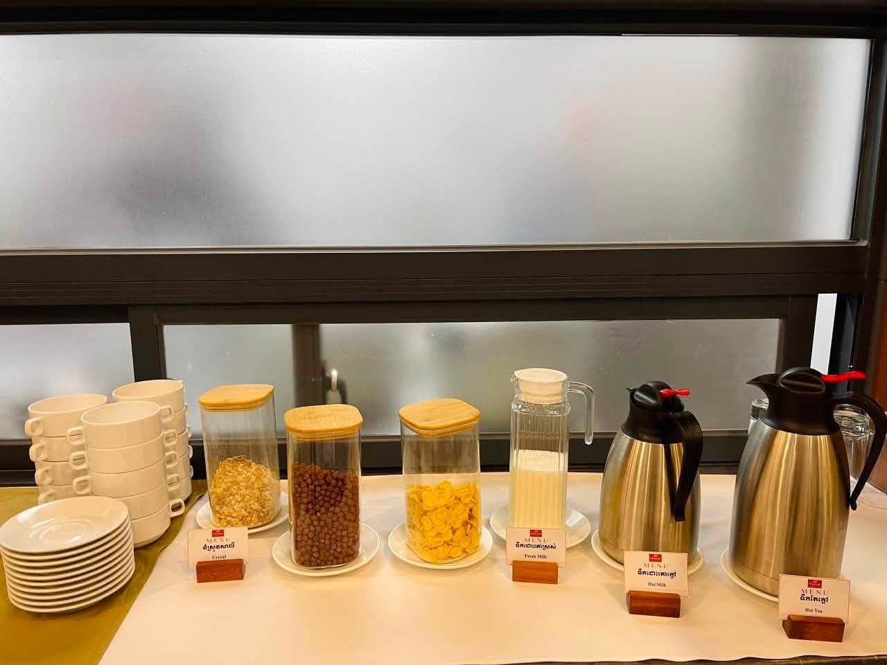 Breakfast drinks station